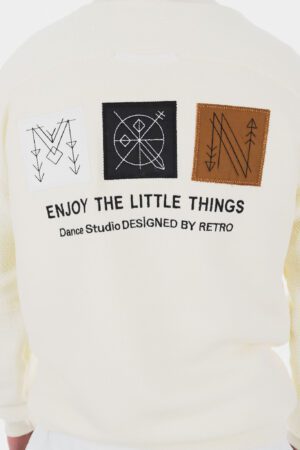 Patch Detaylı 3 İplik B Yaka Krem Sweatshirt