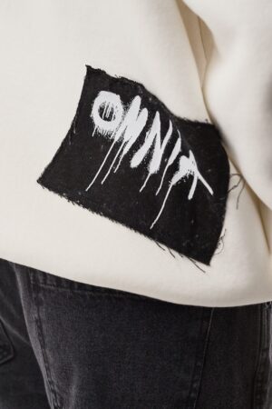 157-Confused-Ekru-B-Yaka-Sweatshirt-5