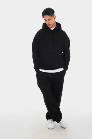 232-Basic-Siyah-Hoodie-3