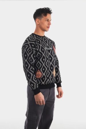 276-B-Yaka-Etnik-Siyah-Sweatshirt-4